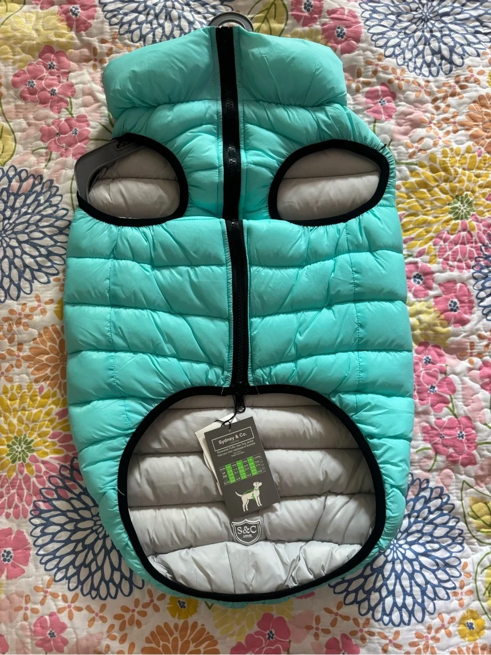 NWT large Sydney & co dog puffer jacket